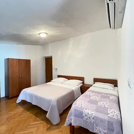 Ivanka * Starigrad Paklenica